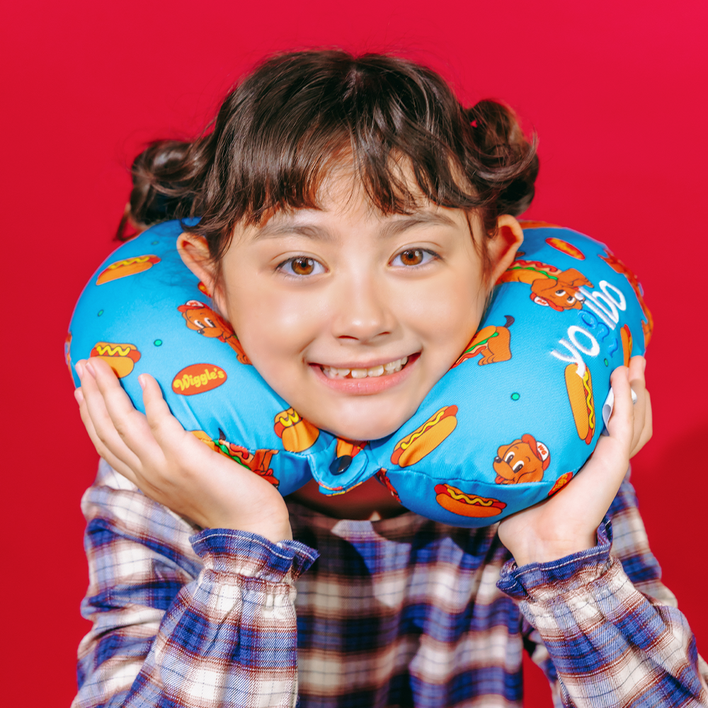 Yogibo | wigglewiggle Neck Pillow Logo