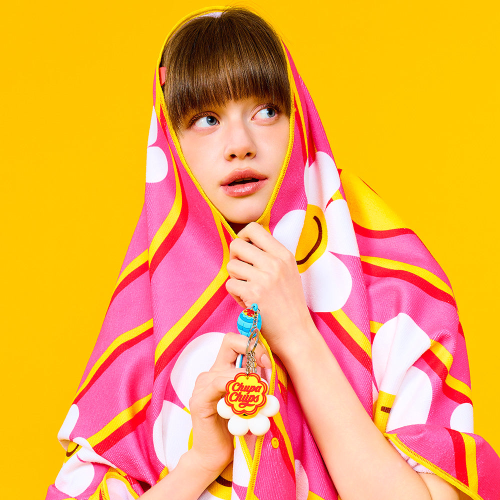 Chupa Chups X wiggle wiggle]ビーチタオル