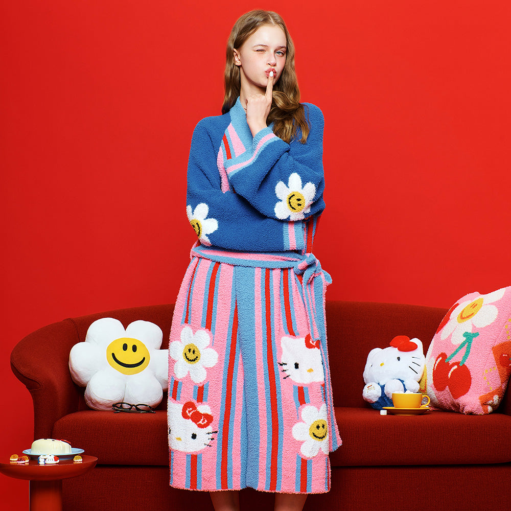 [Hello Kitty ＆ wiggle wiggle]ラウンジローブ - Hello Kitty & Smile We